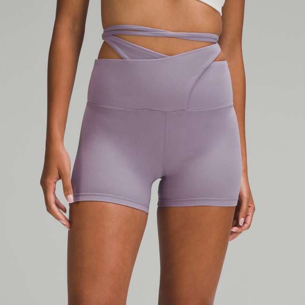 Lululemon align wrap-waist shorts 4” in purple ash size 6
